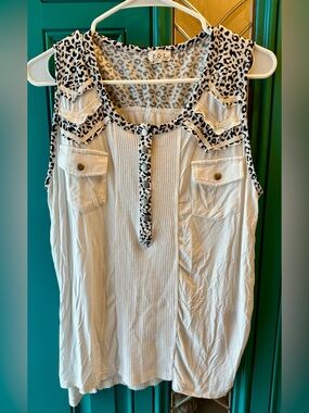 POL Leopard Print Mixed Media Western Tank Top Snap Button Pleated Pocket Small